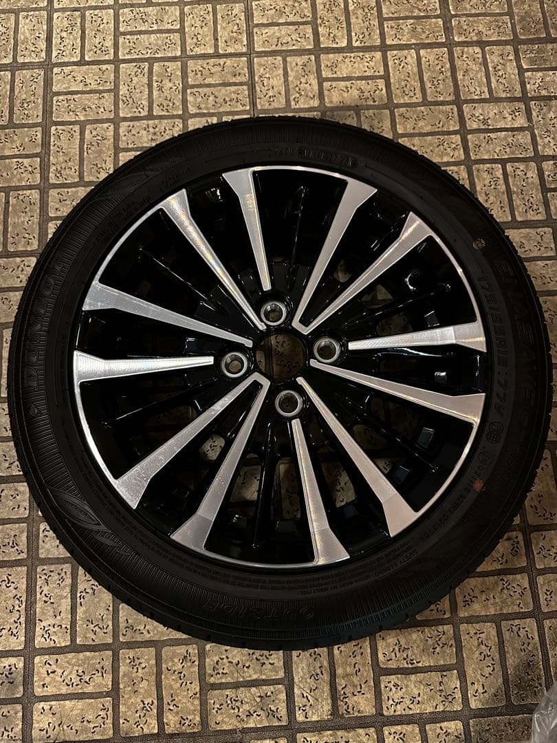 トヨタ タンク ルーミー 15インチ タイヤホイールセット 1本