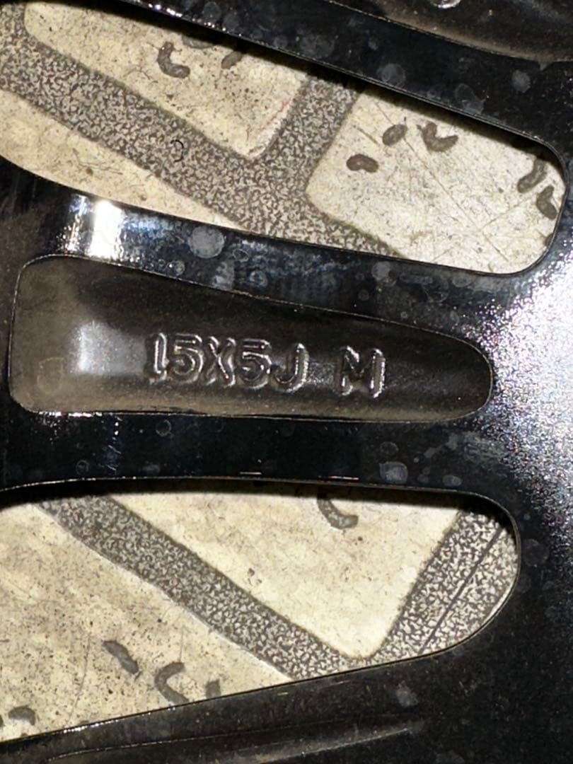 トヨタ タンク ルーミー 15インチ タイヤホイールセット 1本