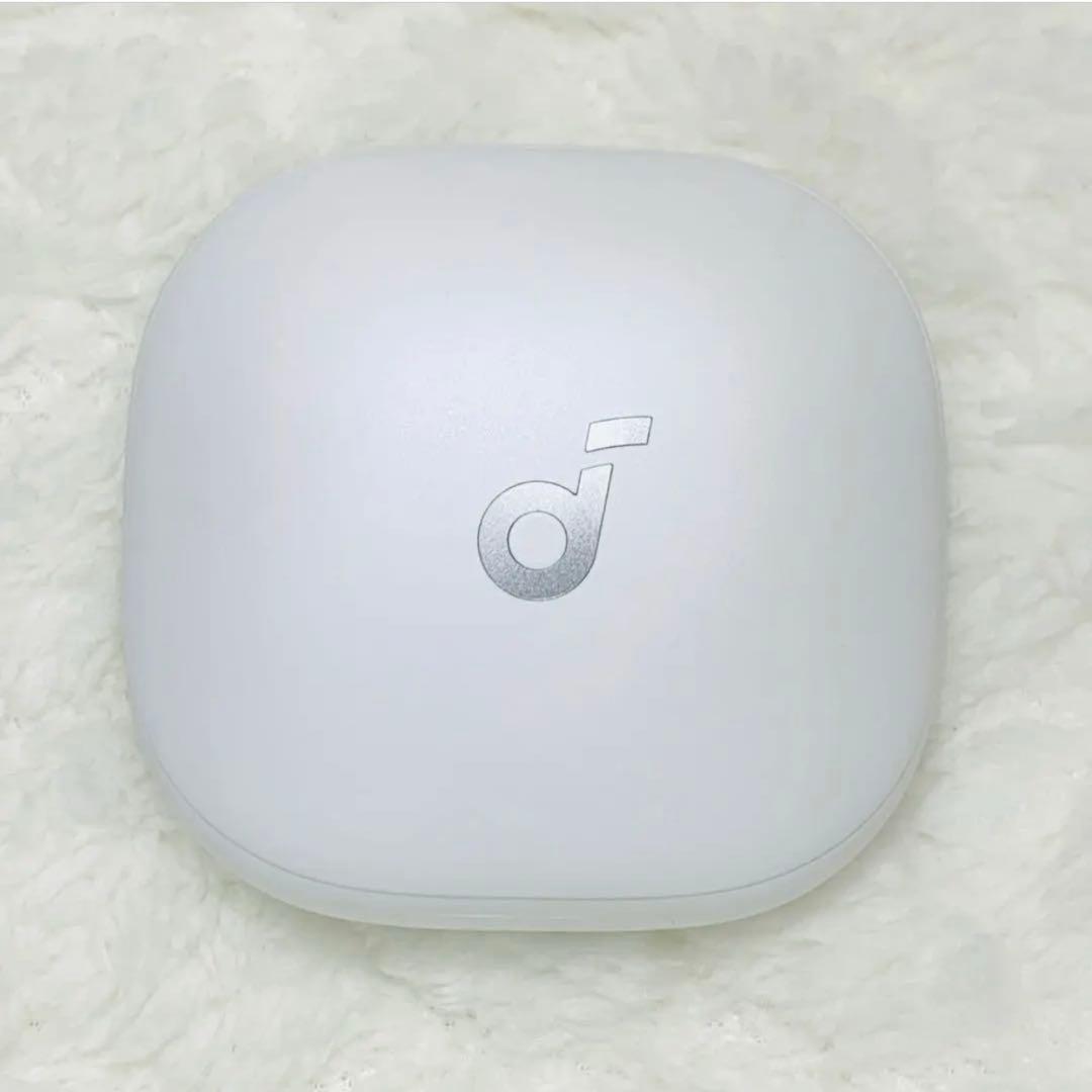 美品 soundcore Liberty4Pro パールホワイト 充電ケース