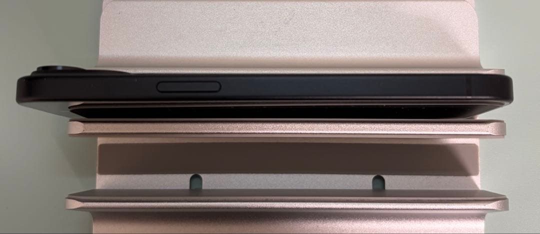 【即納】iPhone15 128GB ブラック SIMフリー　ケーブル　箱付き