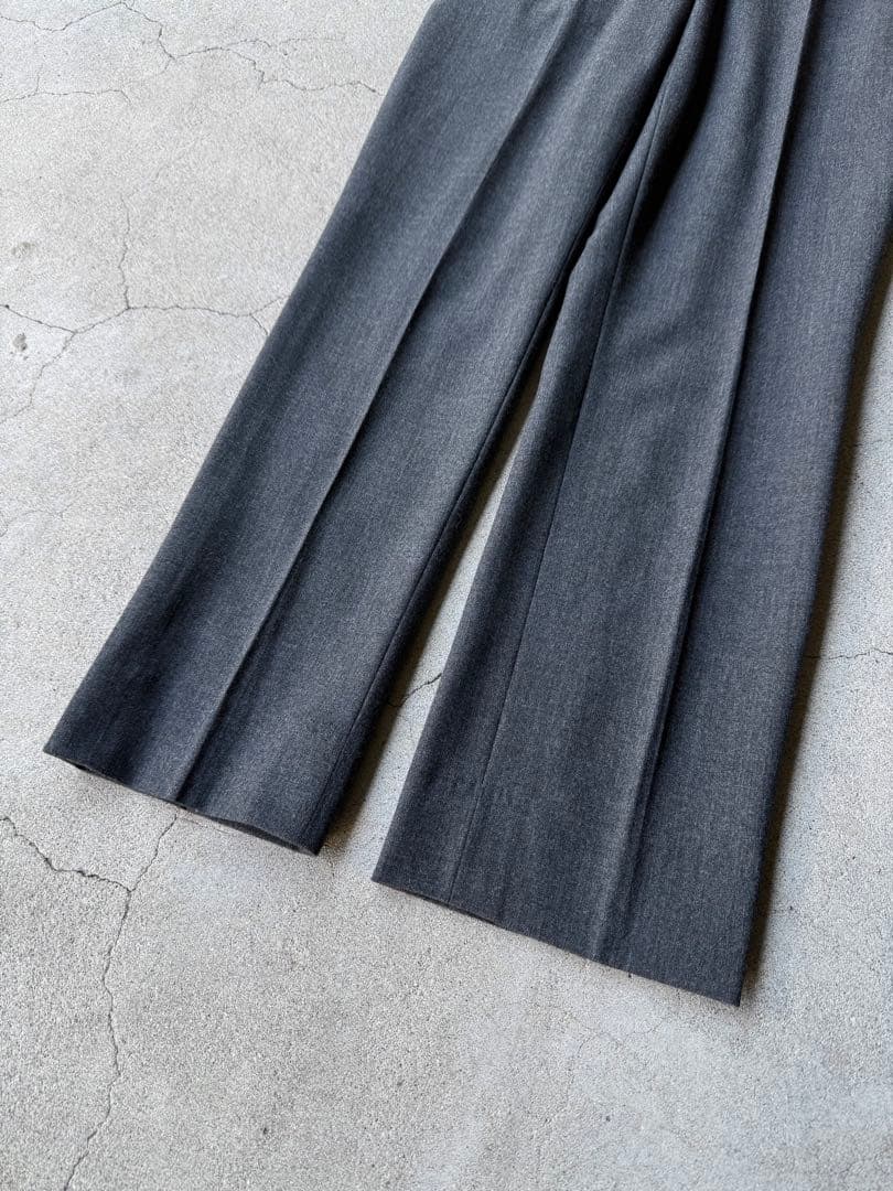 パンツ PRADA Dark Gray Virgin Wool Slacks