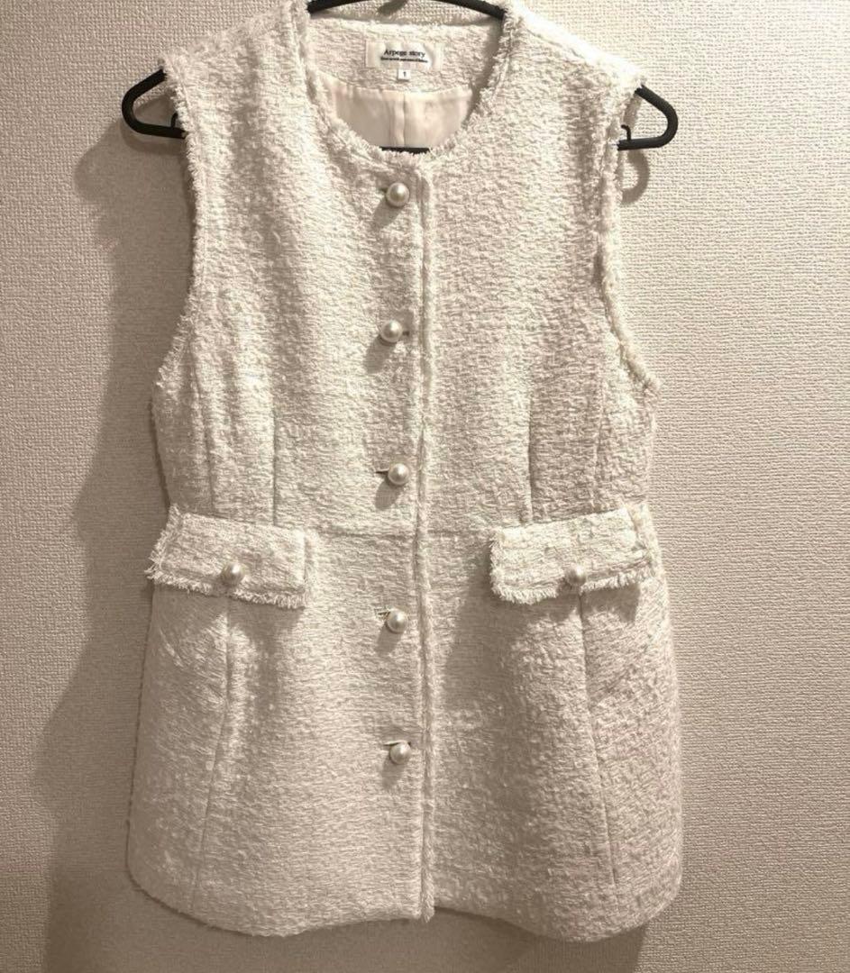 Arpege storyアルページュストーリー パールボタンツイードペプラムジレ