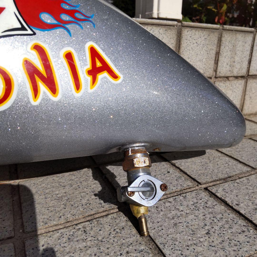 ガソリンタンク シルバー　バイク　カスタムペイント　インテリアにもオススメ★★