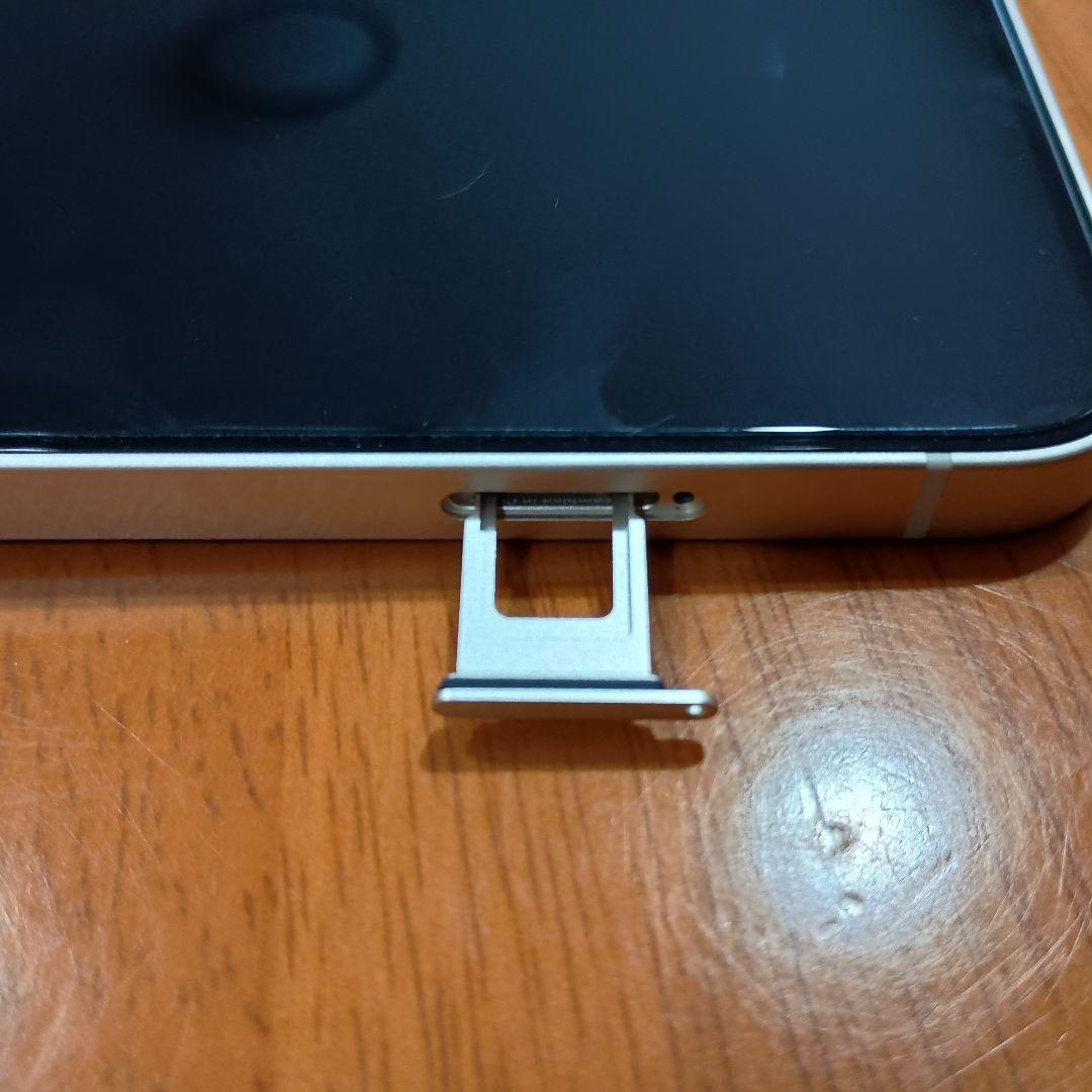 iPhone 13 128GB アイフォン 本体　スターライト 初期化済