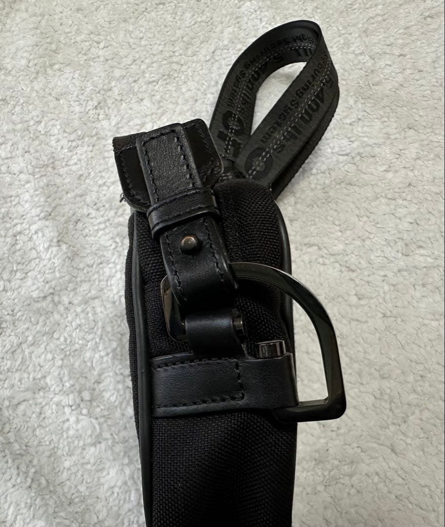 Off-White ショルダーバッグ