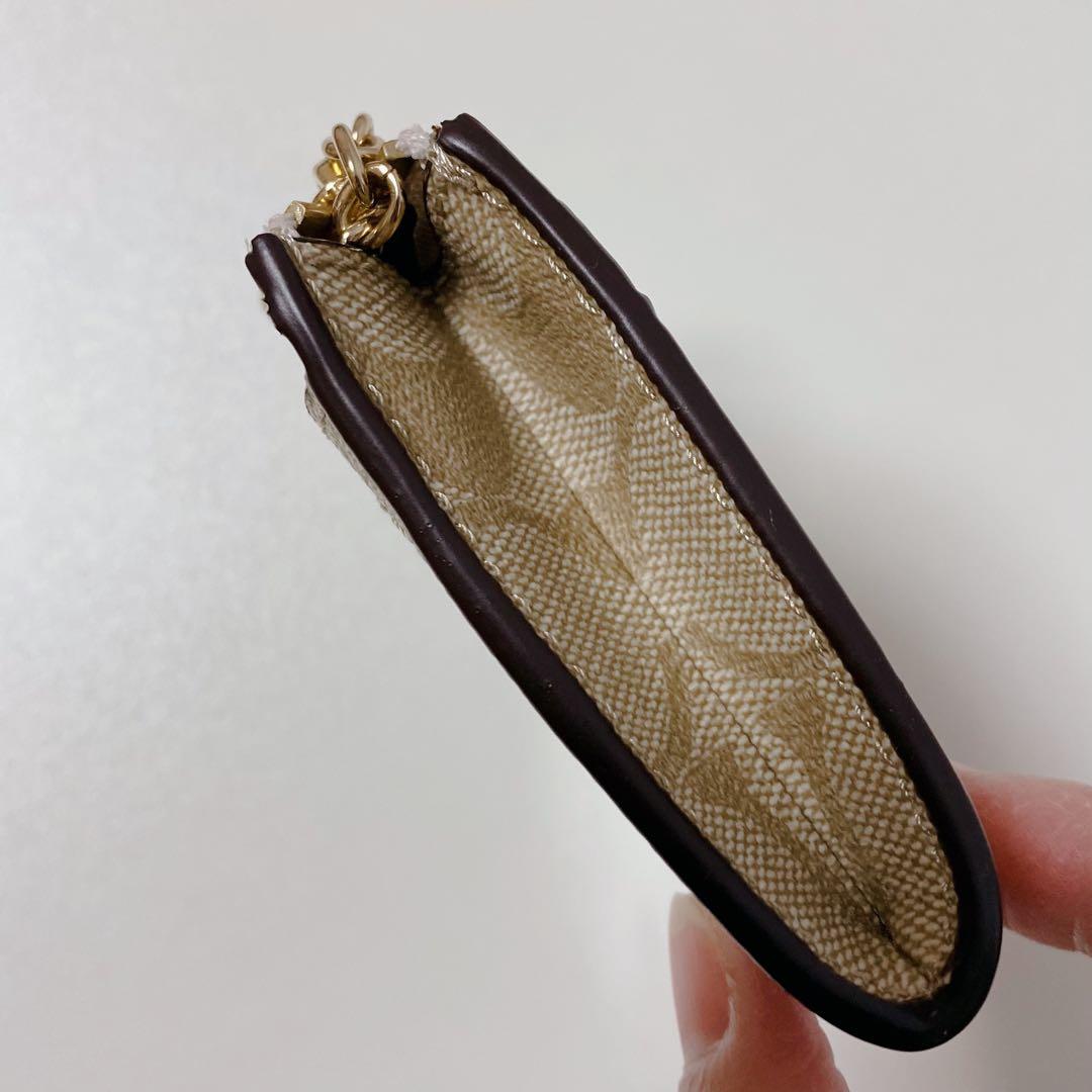 【新品未使用】COACHコーチ★ミニスキニーIDカードケース★シグネチャー