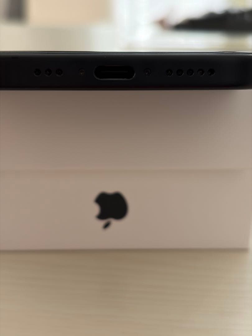 Apple iPhone15 無印 256GB ブラック SIMフリー 即日発送