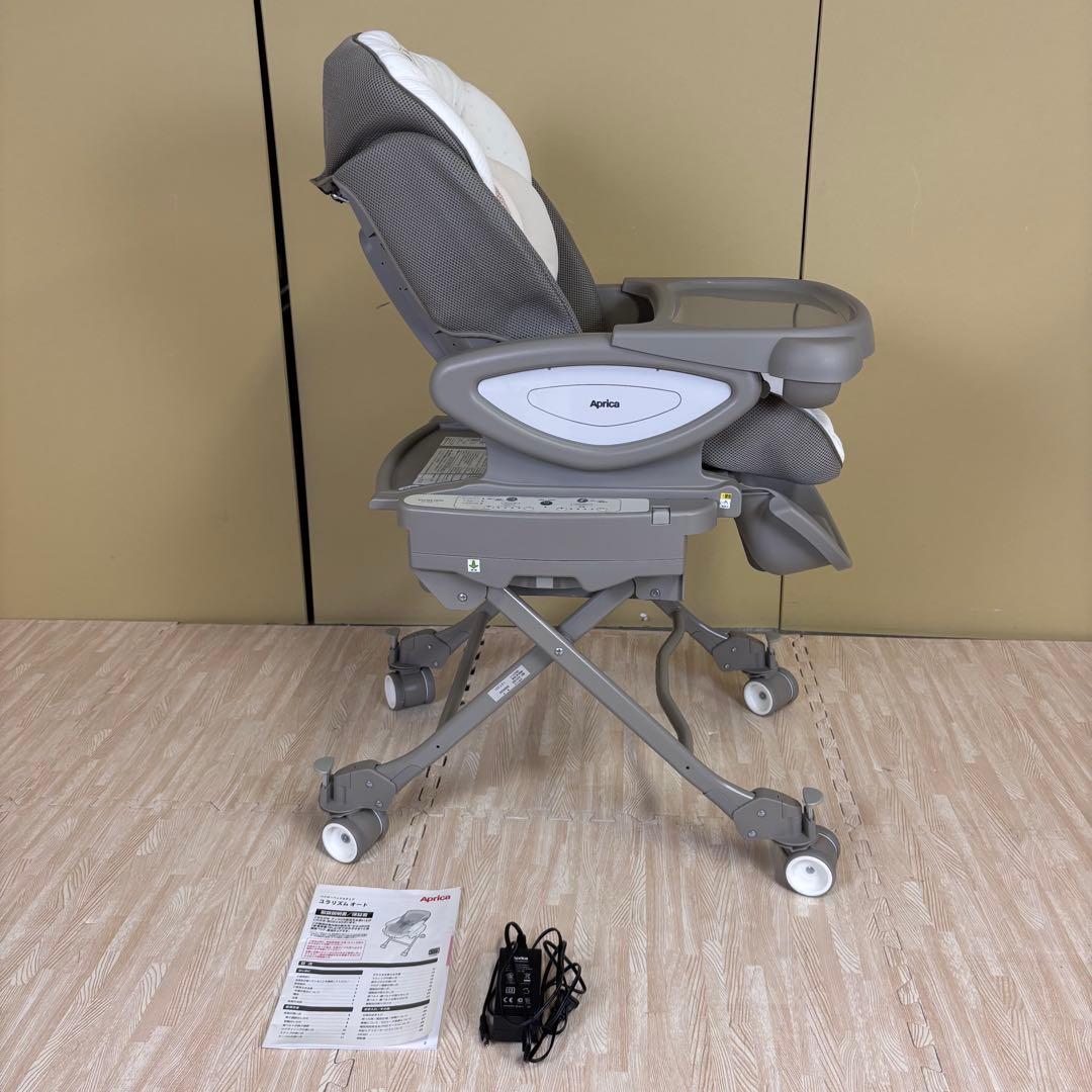 除菌清掃済☆美品☆　アップリカ　ユラリズム　オートスイング　電動式　別売トレイ付