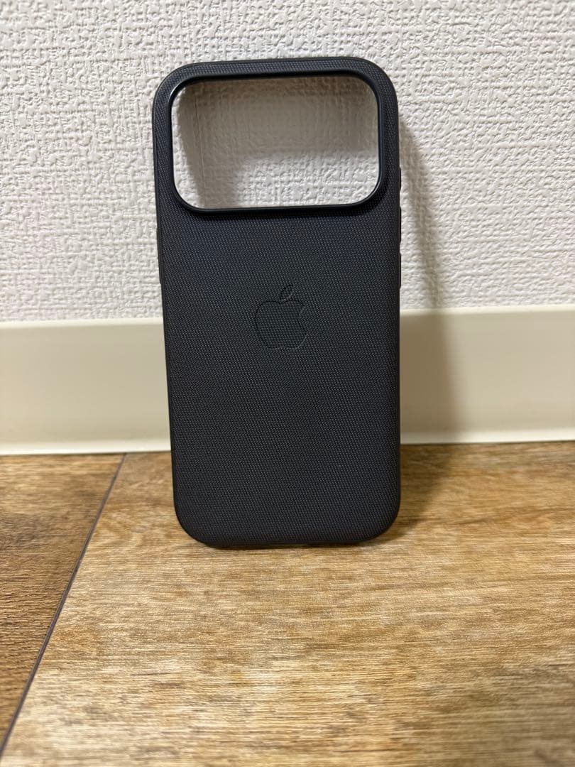 【純正品】iPhone17ProMagsafe対応ケース&クロスボディストラップ