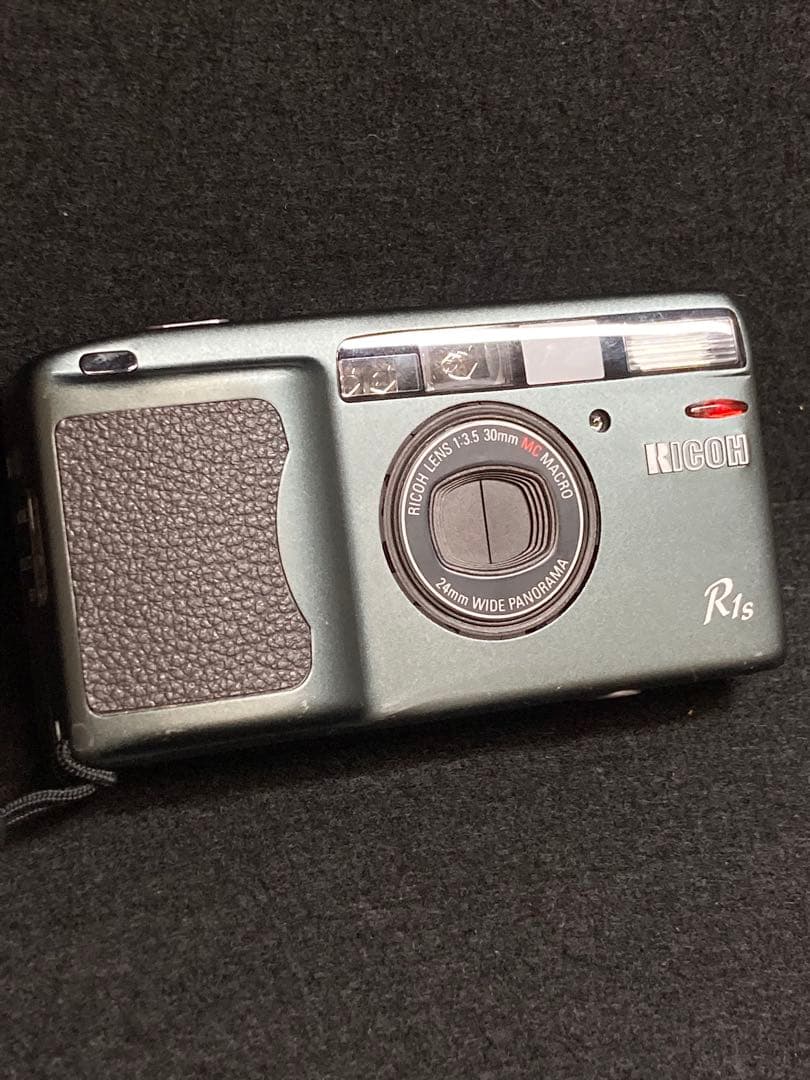 RICOH R1s コンパクトフィルムカメラ　早い者勝ち！