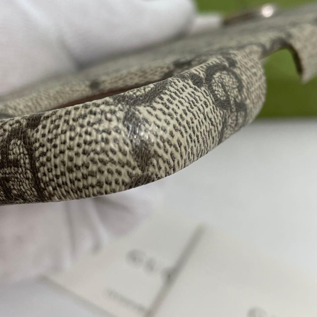 【美品】グッチ GGスプリーム iPhone14 スマホケース