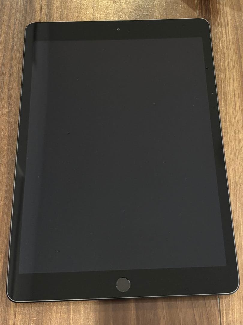 Apple iPad 第8世代32GBスペースグレー 本体
