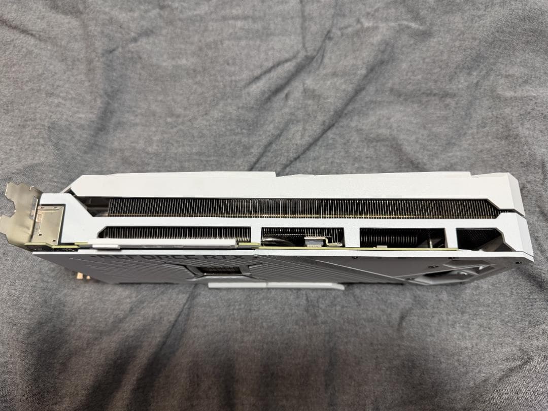 グラフィックボード・グラボ・ビデオカード ROG STRIX RTX3090 O24G WHITE