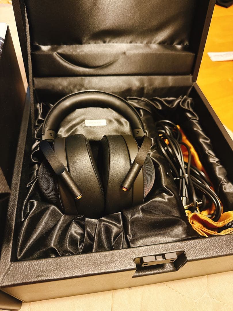 SONY MDR-Z1R、ケーブル付き