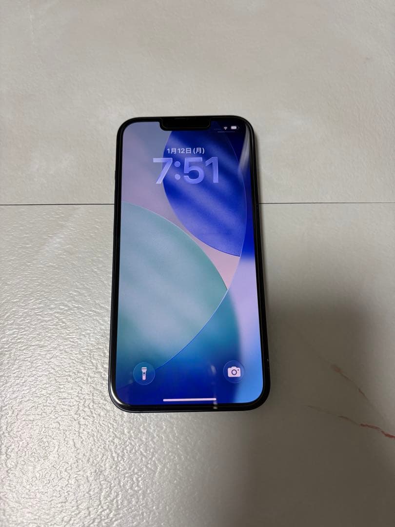 iPhone13 本体　バッテリー容量100% 早い者勝ち‼️