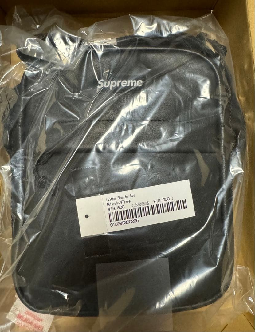 バッグ Supreme Leather Shoulder Bag Black 24FW