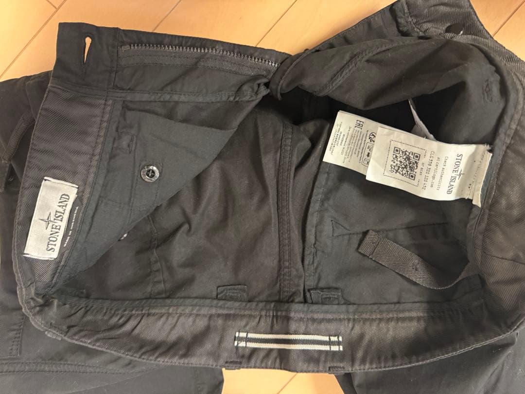 Stone  ブラックカーゴパンツ ストーンアイランド
