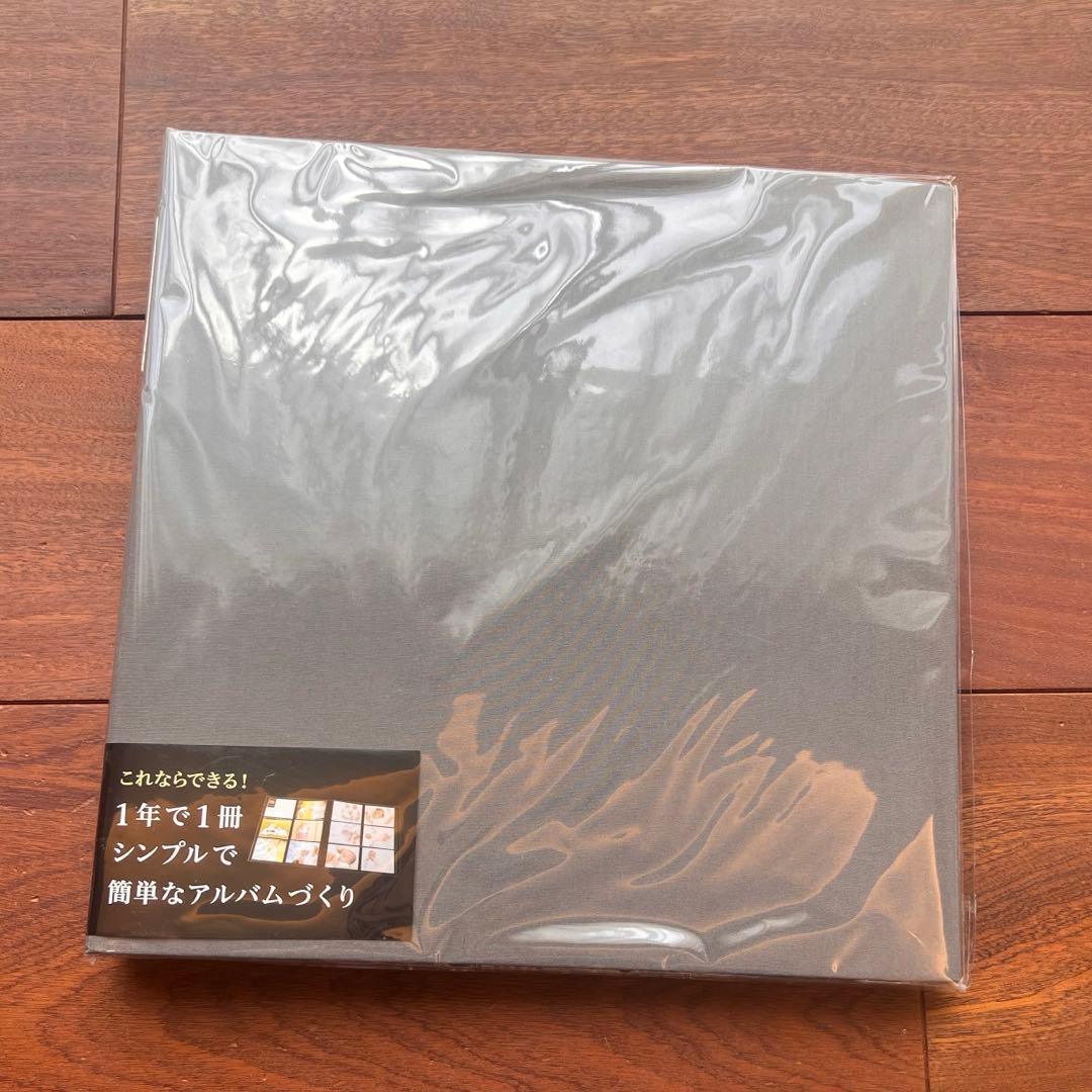 【新品未使用】Year Photo Album５冊＆育児日記カード10袋セット