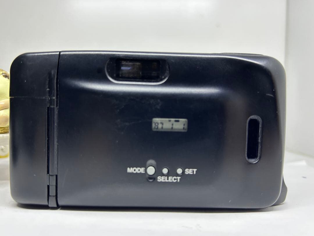 KYOCERA Slim T Carl Zeiss 動作品　コンパクトカメラ