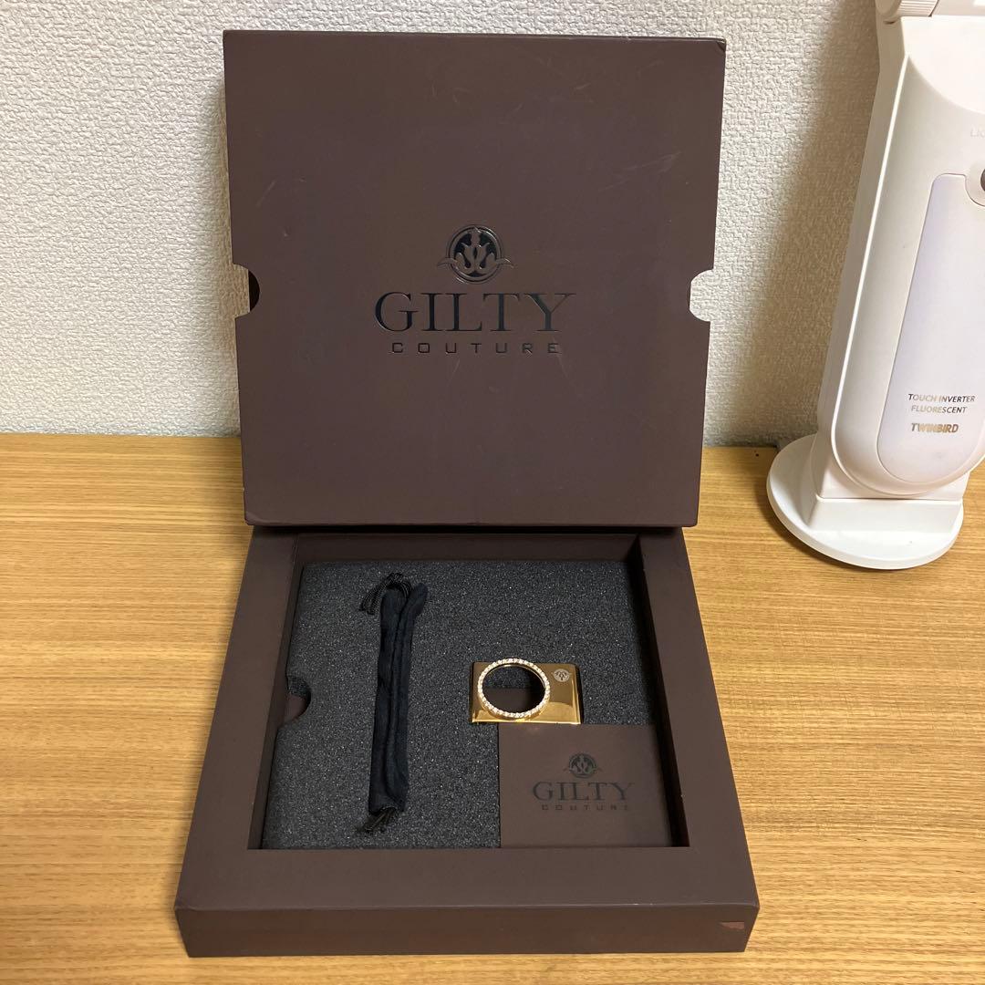 GILTY COUTURE iPod Shuffle 2G ゴールドケース