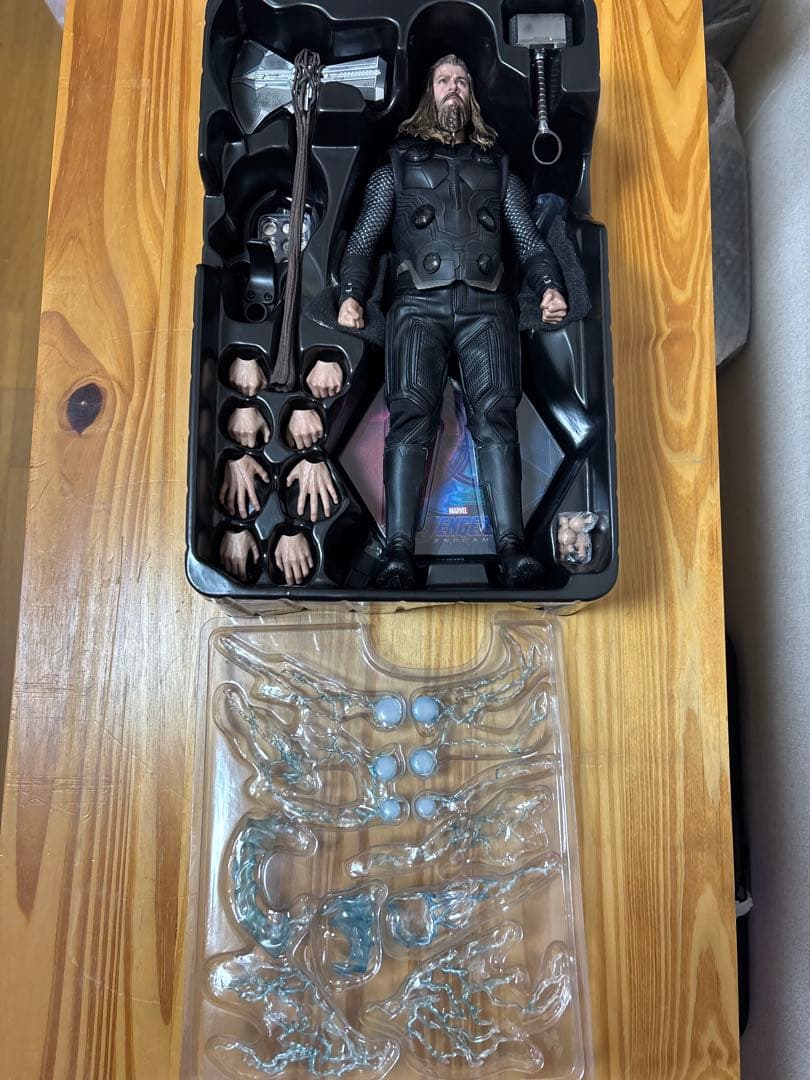 ホットトイズ　ムービーマスターピース　ソー