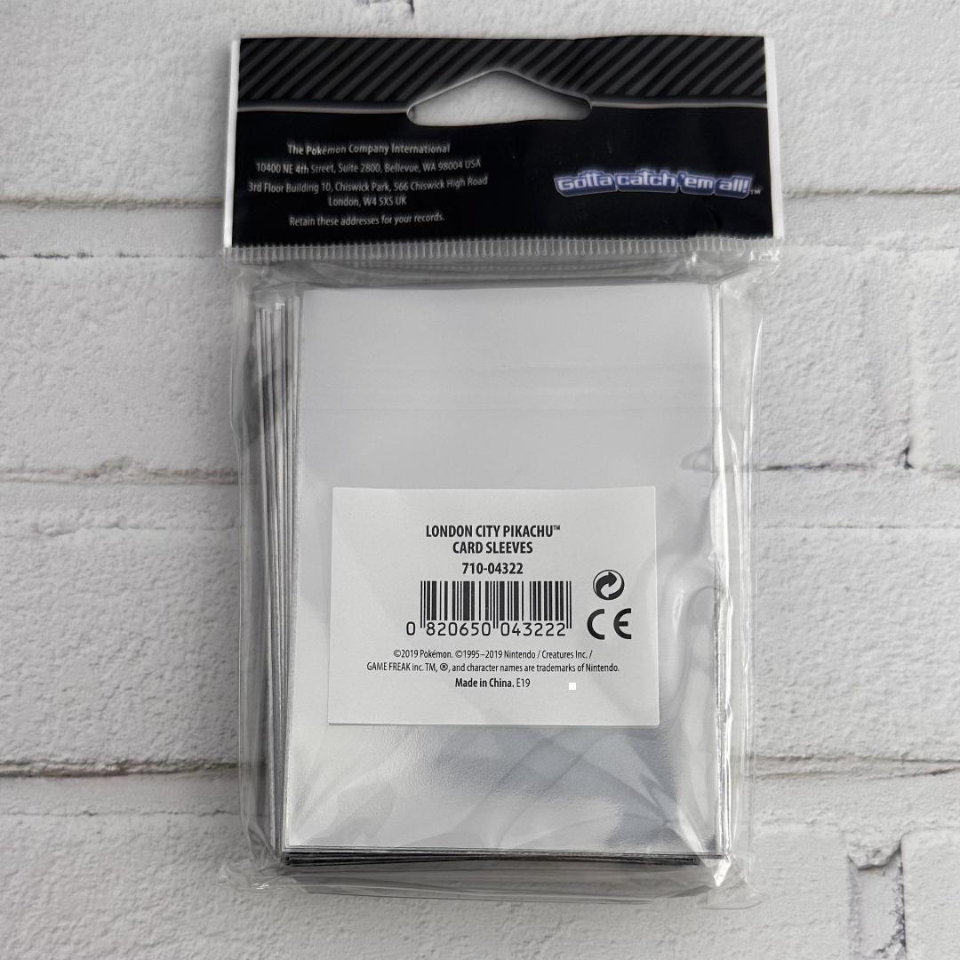 【海外 絶版 希少品】ロンドン 限定 ピカチュウ ポケモンセンター スリーブ
