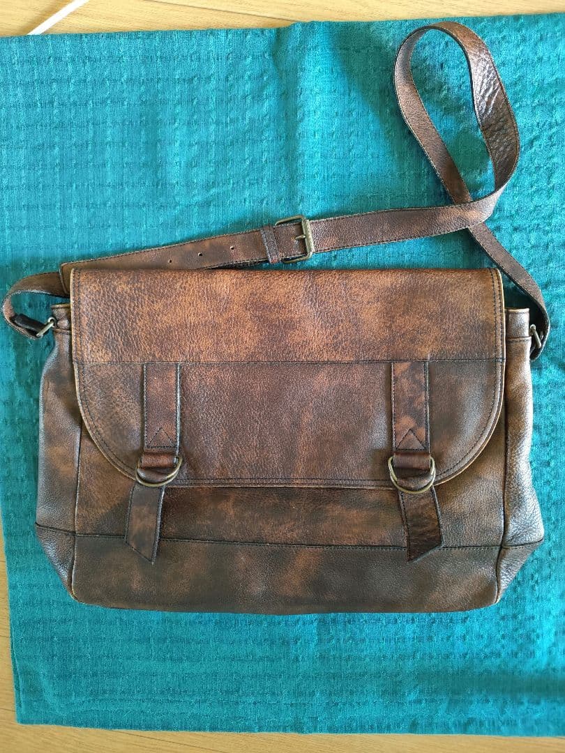 Dakota　ブラウンレザーショルダーバッグ