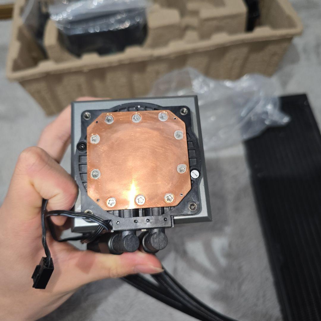 DeepCool LT720 Infinity Series 簡易水冷