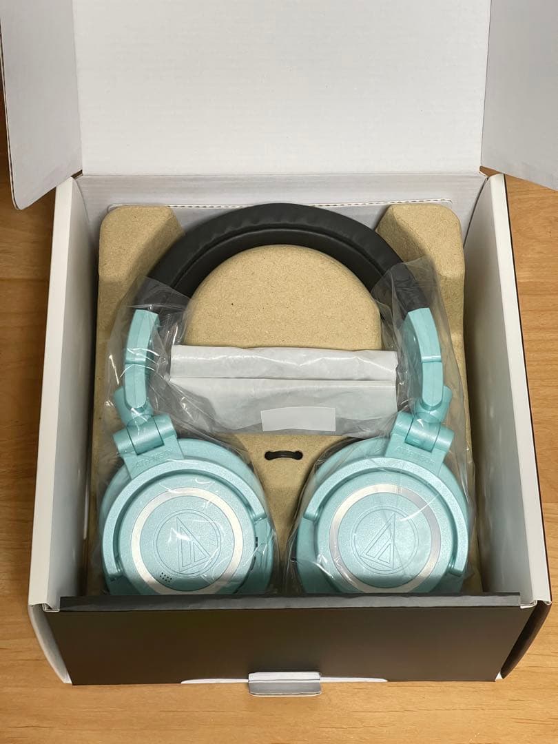 Audio-Technica　ATH-M50xBT2　Ice Blue
