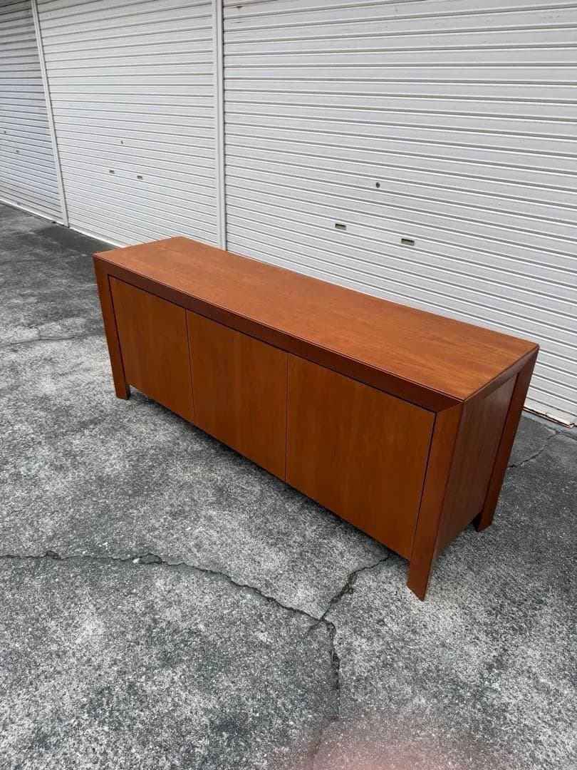 デンマーク Skovby Furniture チェリー材ロングサイドボード｜北欧