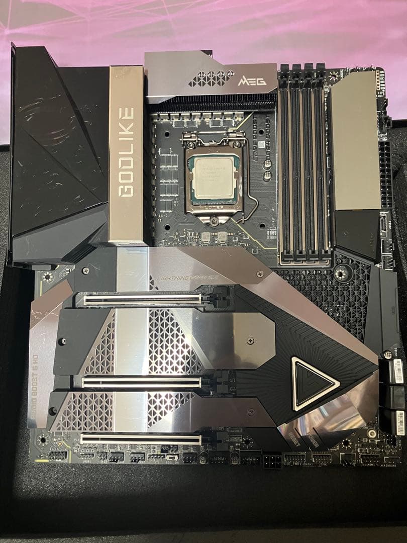 週末限定価格msi Z590 GODLIKEとCore-i5 10600のセット