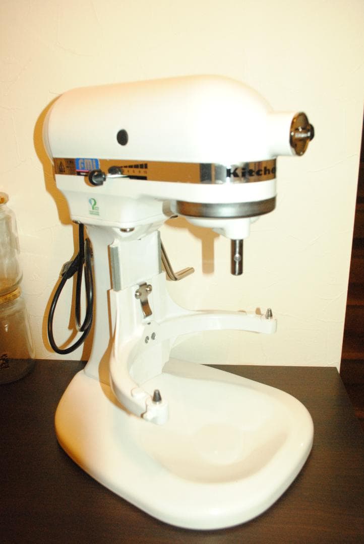 キッチンエイドスタンドミキサ Kitchenaid　KSM5 白　FMI製