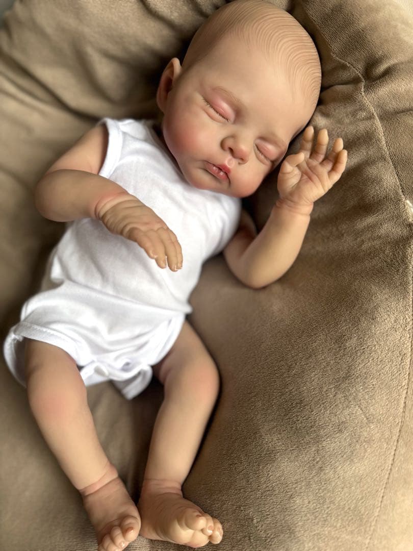 ★新品★リボーンドール 癒しのスリーピングベビーちゃん 45cm