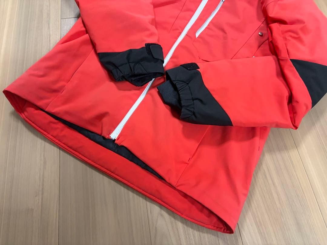 ★送料無料・美品★お洒落　デサント　スキーウエア SAJ デモ　技術選