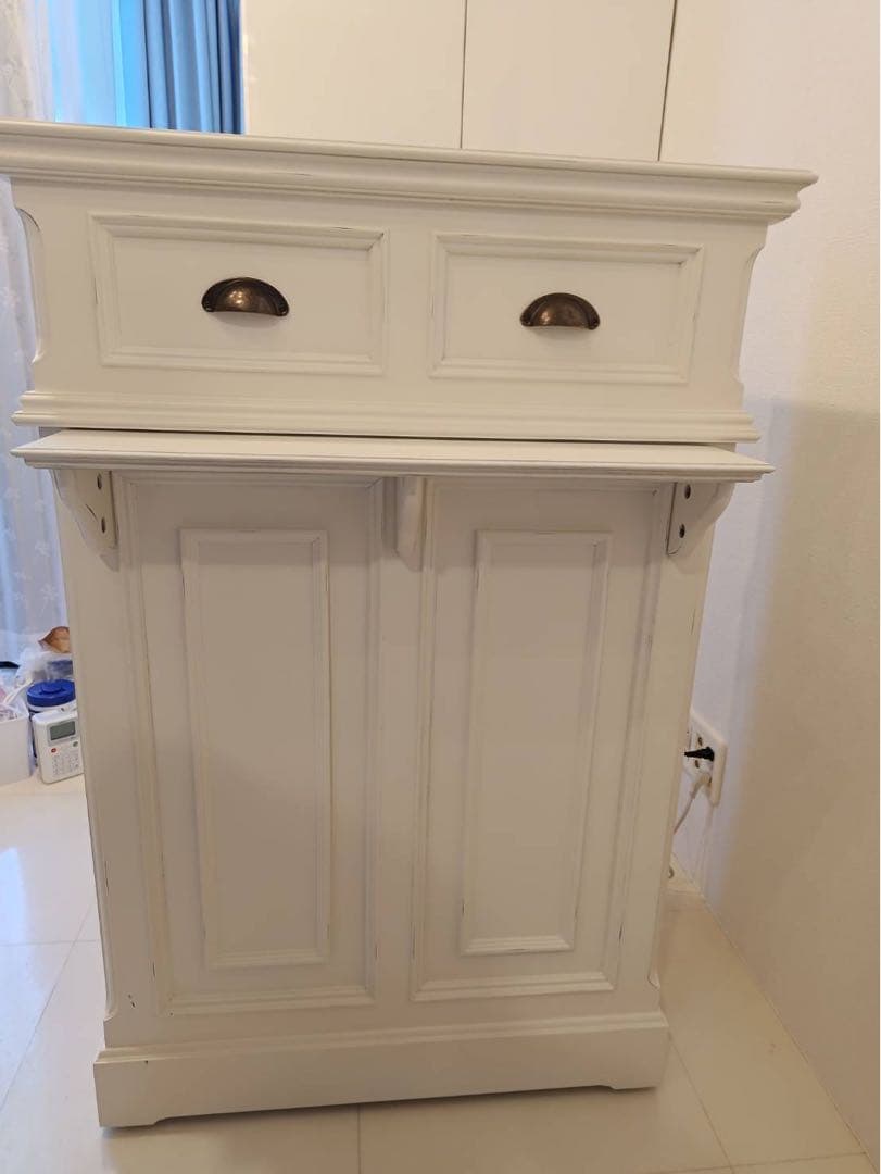 カウンター　白　アンティーク