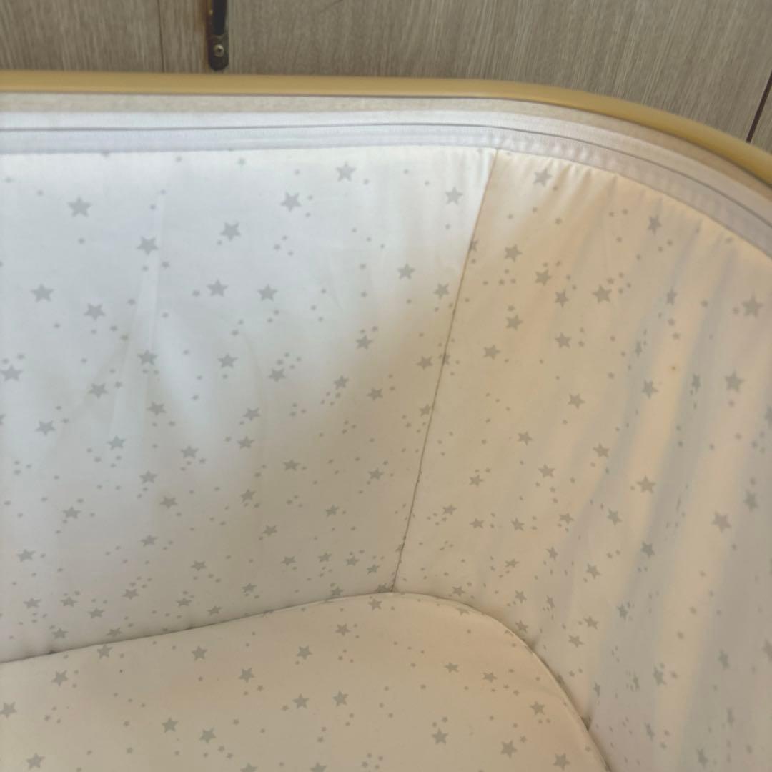 【早い者勝ち！】大人気 ミニ ベビーベッド HZDMJ カーキ 揺りかご機能付き