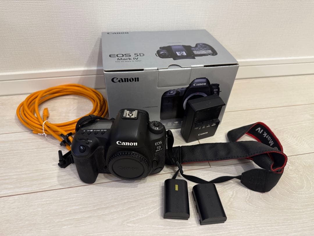 【タイムセール】Canon EOS 5D Mark IV 本体バッテリー2個