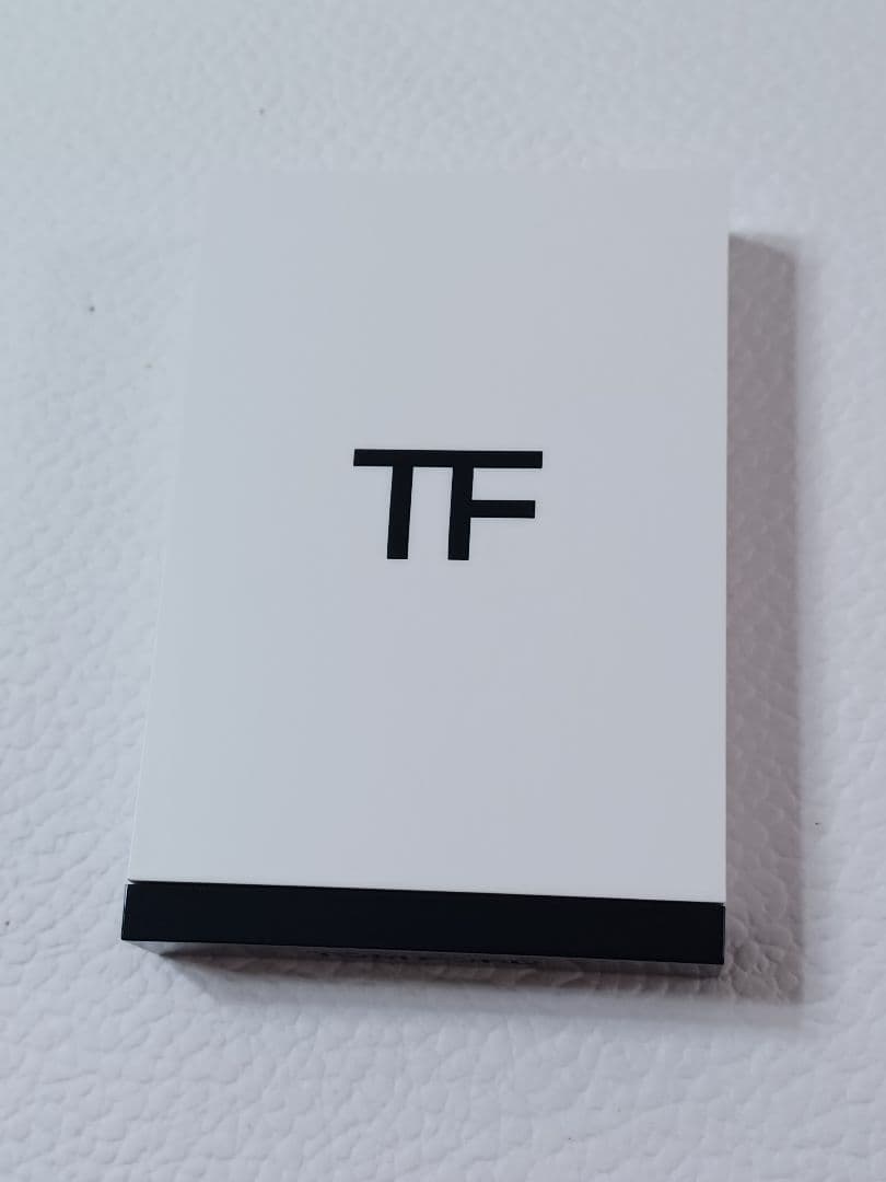 【☆新品☆】トム フォード アイ カラークォード 01R ローズティーズ