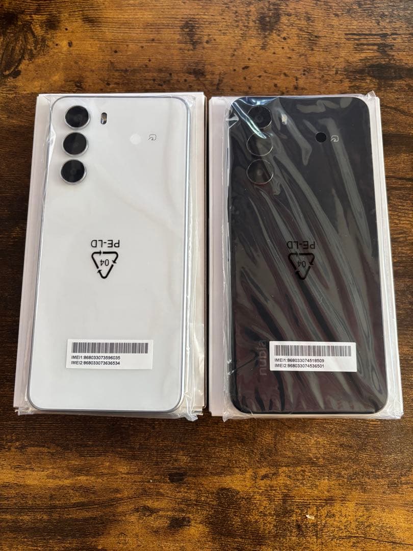 nubia 5G Ｙ!mobileホワイト・ブラック本体2台セット