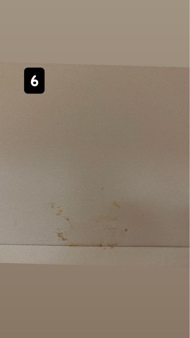 ニトリ　ホワイト食器棚 ガラス扉付き