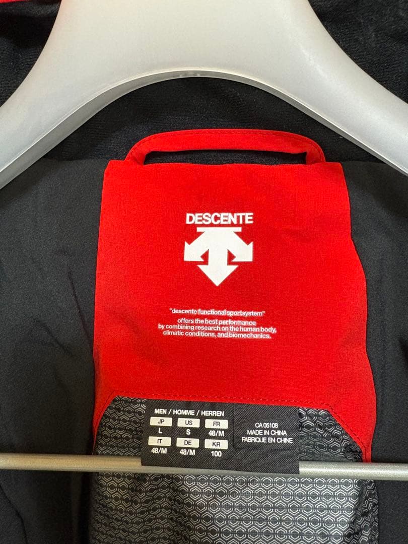 DESCENTE ダウンジャケット L レッド