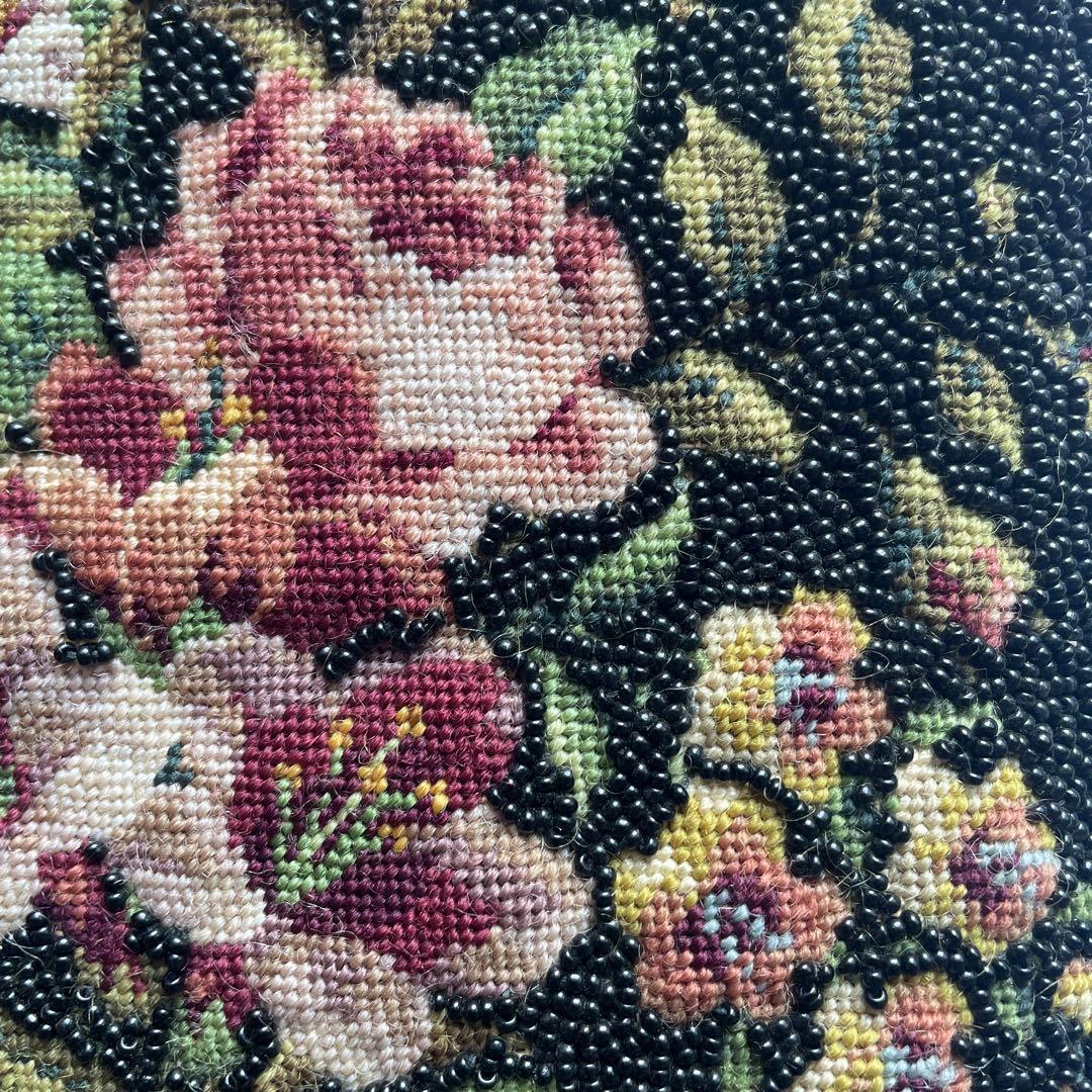 手刺繍　ビーズバッグ　ゴブラン織り 　和装　パーティーバッグ　プチポアン　がま口