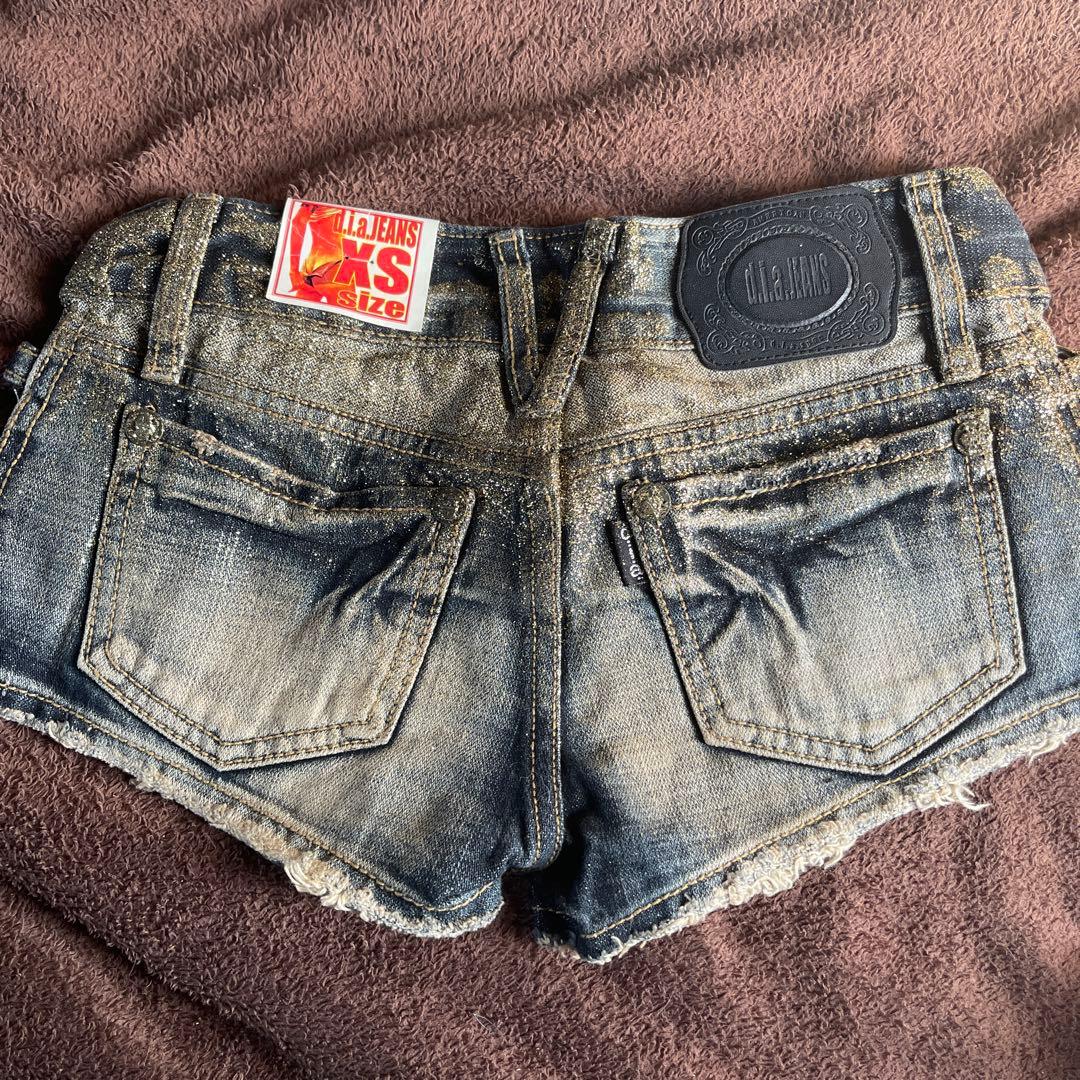 d.i.a ラメショートパンツ