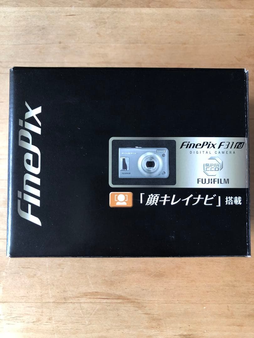 【極上美品】FUJIFILM FinePix F31fd