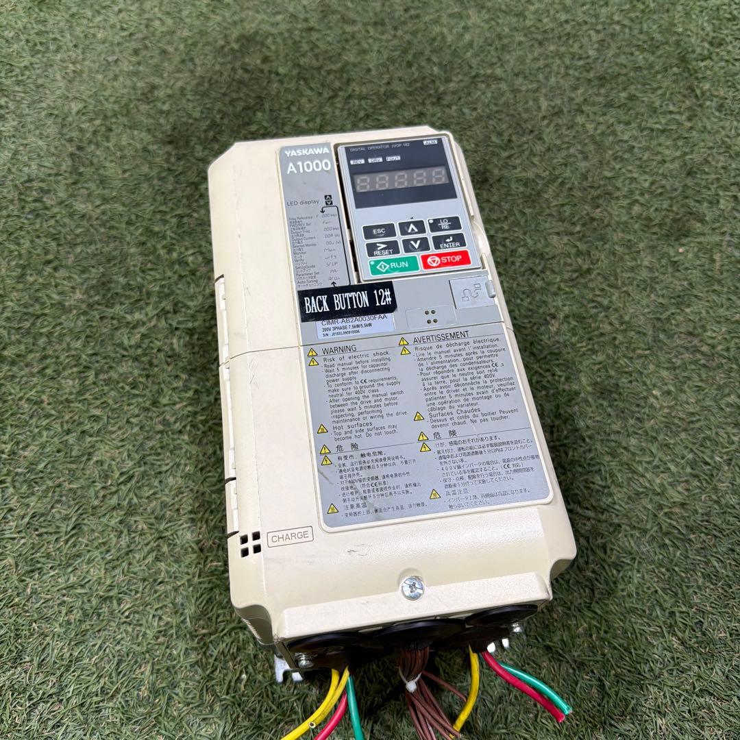 安川 CIMR-AB2A0030FAA コンバータ 5.5/7.5KW