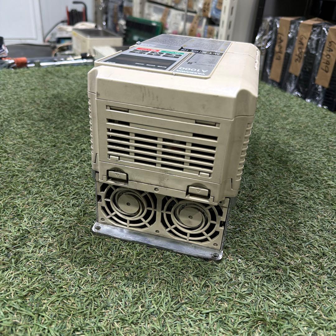 安川 CIMR-AB2A0030FAA コンバータ 5.5/7.5KW