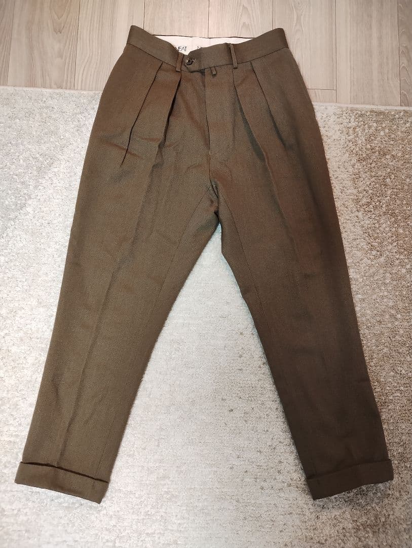 NEAT ニート 44 秋冬　テーパード　カーキ