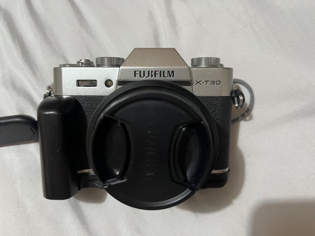 FUJIFILM X-T30 15-45mm レンズ付き
