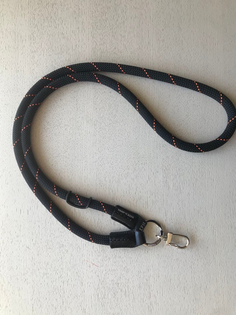 yosemite ヨセミテ マムートエディション スマホストラップ