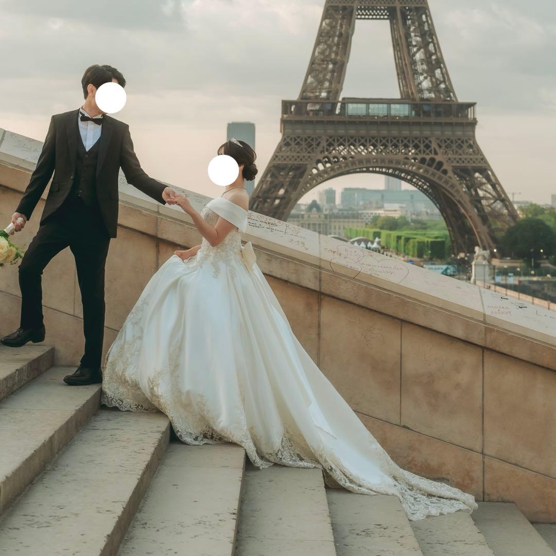 【美品】YNSwedding プリンセスライン　ウェディングドレスロイヤルサテン